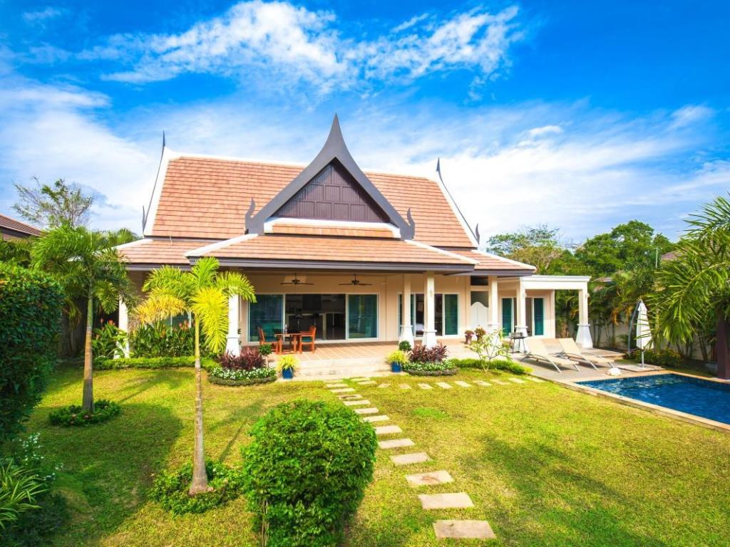 Phuket villa or house purchase involving land and ownership structure decisions